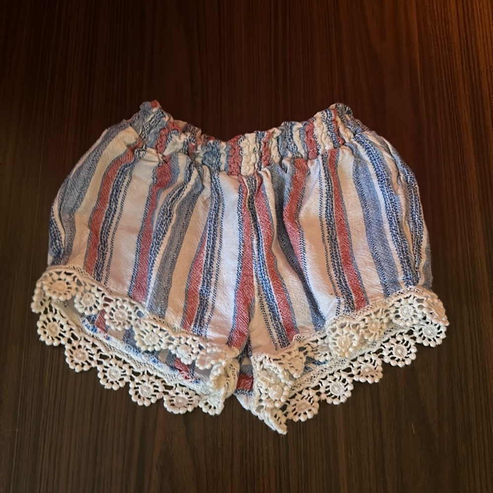 🛍️ (3 for $15) Size 12-18 Month Baby Patch Shorts